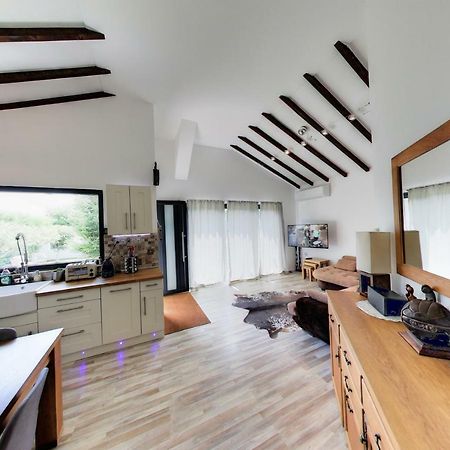 Cherry Tree Cottage Златни пясъци Екстериор снимка