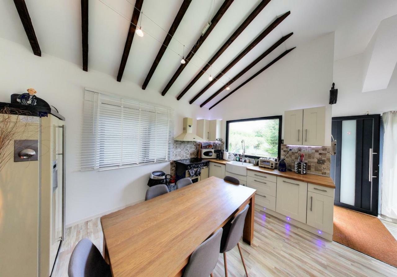 Cherry Tree Cottage Златни пясъци Екстериор снимка