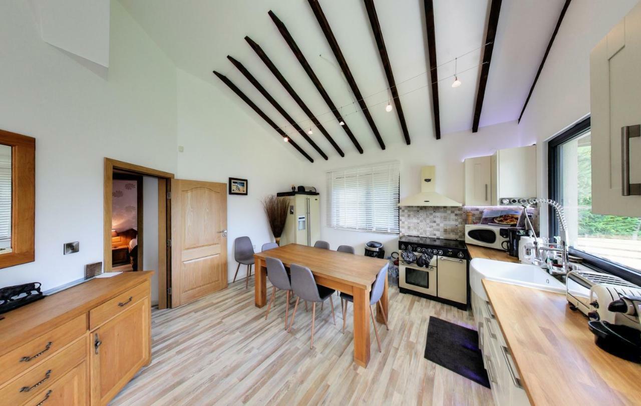 Cherry Tree Cottage Златни пясъци Екстериор снимка